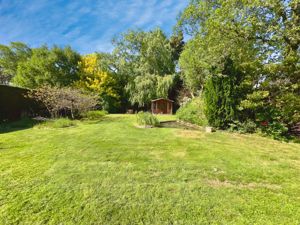 Photo 25- click for photo gallery